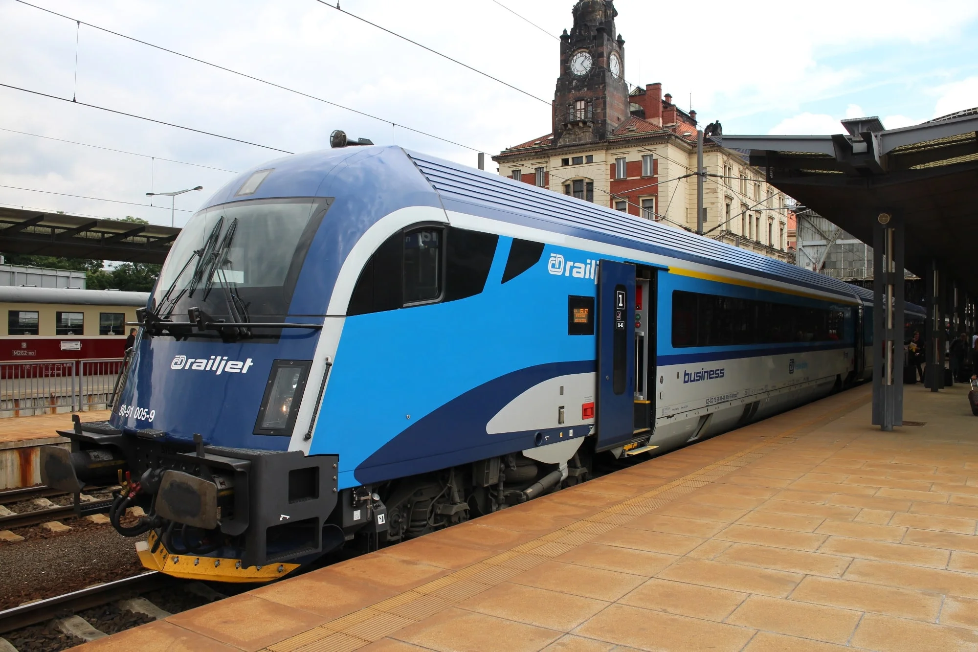 Railjet Train at Prague Station