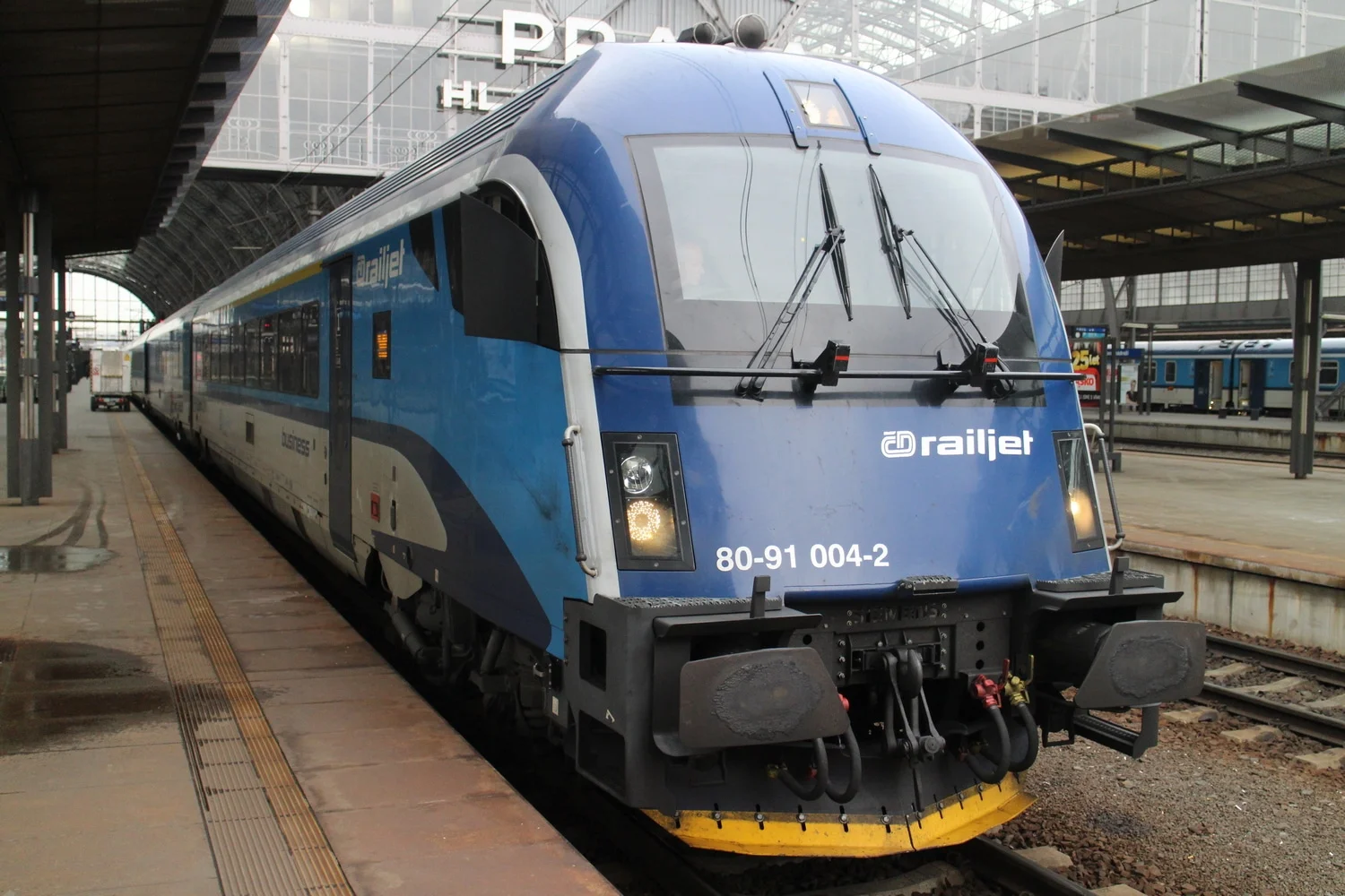 Prague to Vienna Train - Second Class Saver - Image 2